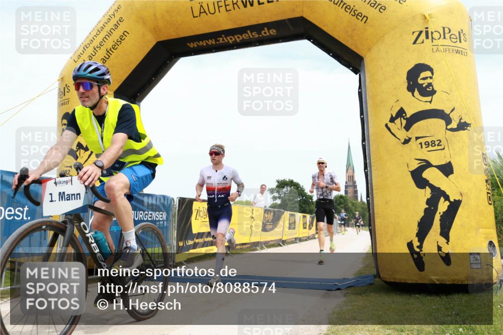 22.06.2025 - Viking Triathlon H.Heesch http://msf.ph/oto/8088574 22.06.2025 13:21:55 Laufen 4, 485, 544 meine-sportfotos.de
