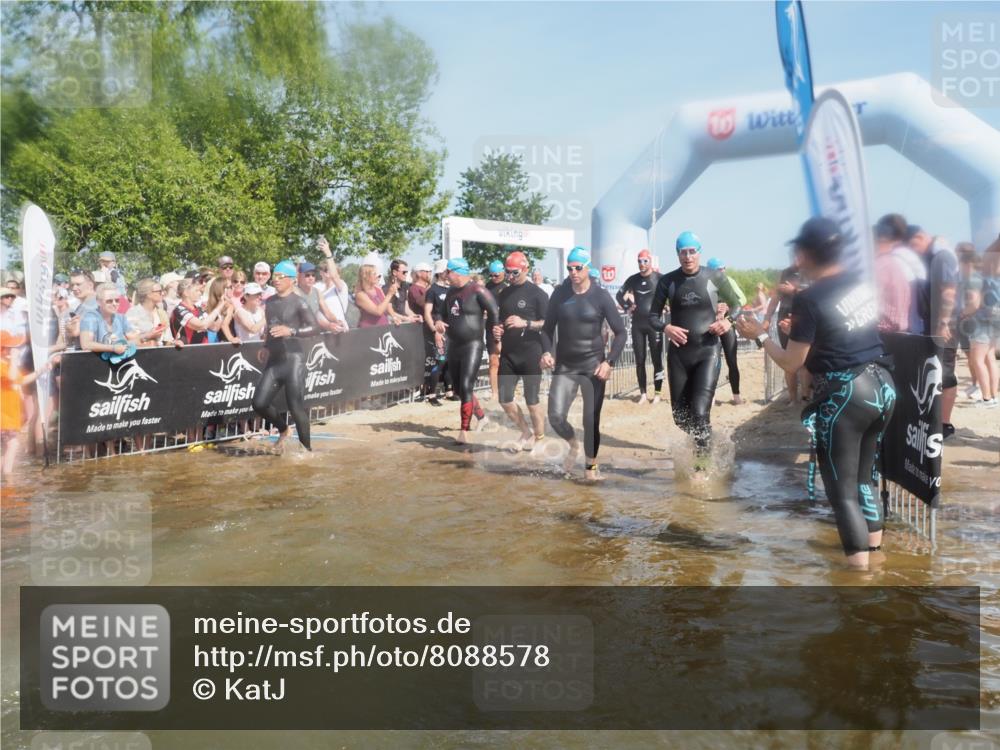 22.06.2025 - Viking Triathlon KatJ http://msf.ph/oto/8088578 22.06.2025 10:08:42 Schwimmen 71, 136, 166, 234, 241, 246, 303, 305, 319, 356, 357, 459, 470, 471, 656 meine-sportfotos.de