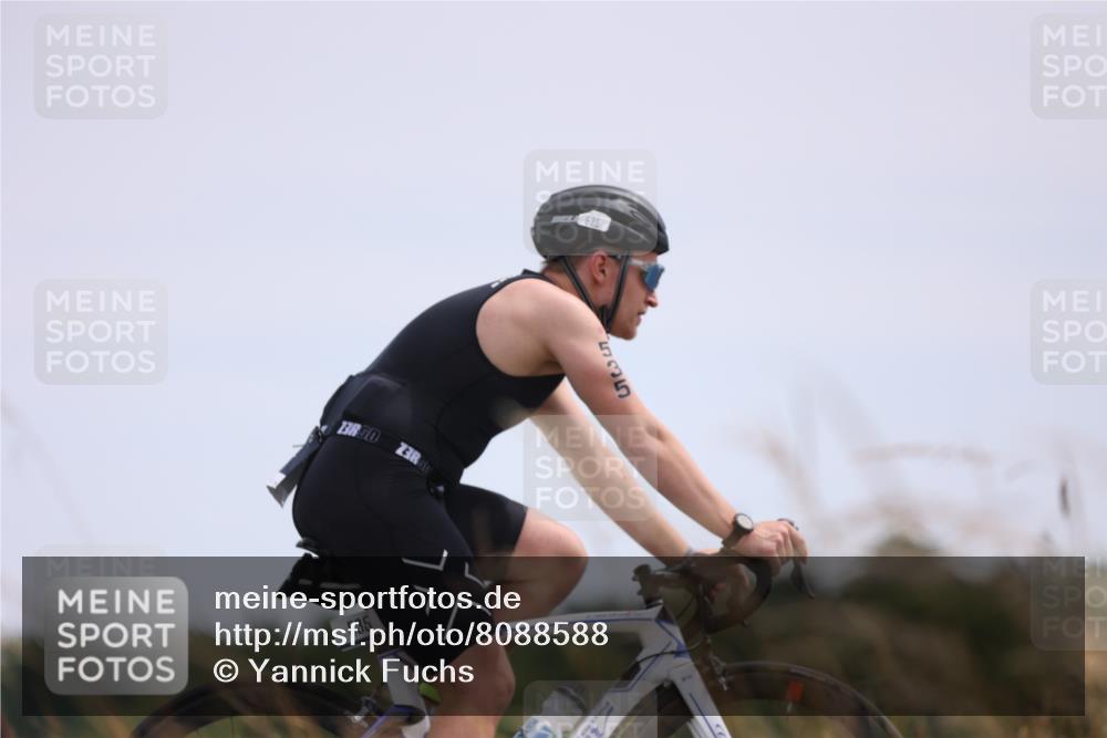 22.06.2025 - Viking Triathlon Yannick Fuchs http://msf.ph/oto/8088588 22.06.2025 13:16:25 Radfahren 470, 535 meine-sportfotos.de