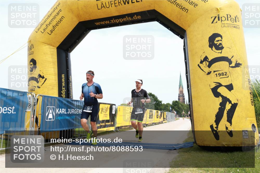 22.06.2025 - Viking Triathlon H.Heesch http://msf.ph/oto/8088593 22.06.2025 13:22:04 Laufen 114, 552 meine-sportfotos.de
