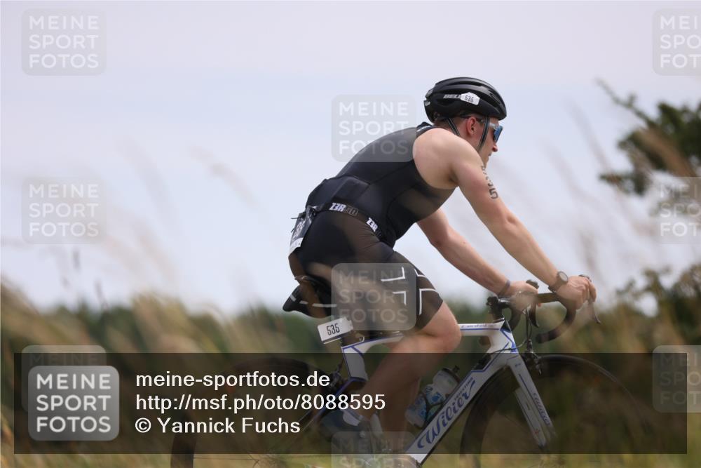 22.06.2025 - Viking Triathlon Yannick Fuchs http://msf.ph/oto/8088595 22.06.2025 13:16:26 Radfahren 470, 535 meine-sportfotos.de