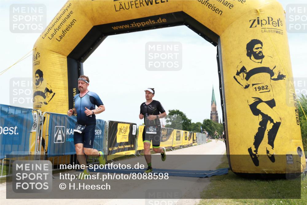22.06.2025 - Viking Triathlon H.Heesch http://msf.ph/oto/8088598 22.06.2025 13:22:04 Laufen 114, 552 meine-sportfotos.de