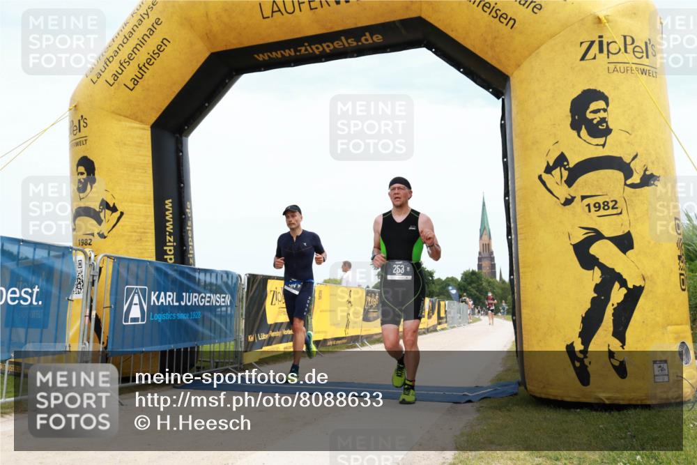 22.06.2025 - Viking Triathlon H.Heesch http://msf.ph/oto/8088633 22.06.2025 13:22:35 Laufen 204, 253 meine-sportfotos.de
