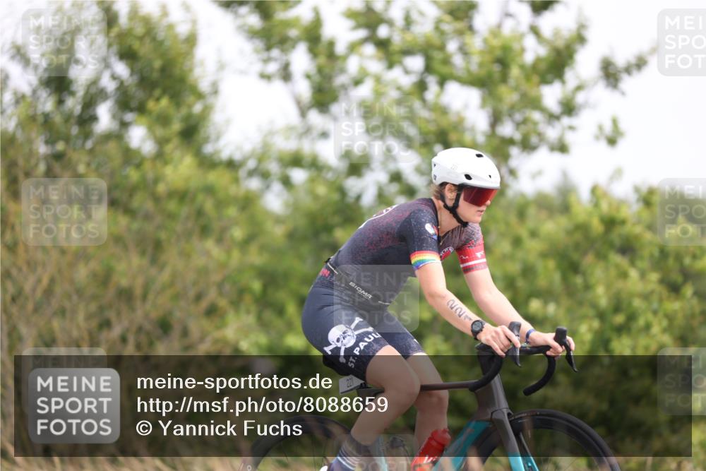 22.06.2025 - Viking Triathlon Yannick Fuchs http://msf.ph/oto/8088659 22.06.2025 13:16:44 Radfahren 221, 273, 501 meine-sportfotos.de