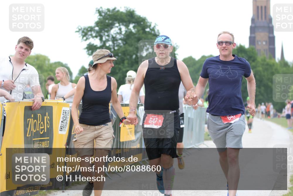 22.06.2025 - Viking Triathlon H.Heesch http://msf.ph/oto/8088660 22.06.2025 15:56:09 Laufen 199, 333, 647 meine-sportfotos.de