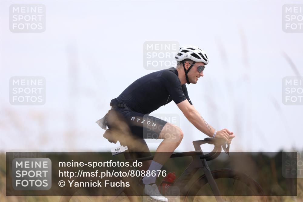 22.06.2025 - Viking Triathlon Yannick Fuchs http://msf.ph/oto/8088676 22.06.2025 13:16:46 Radfahren 221, 273, 501 meine-sportfotos.de