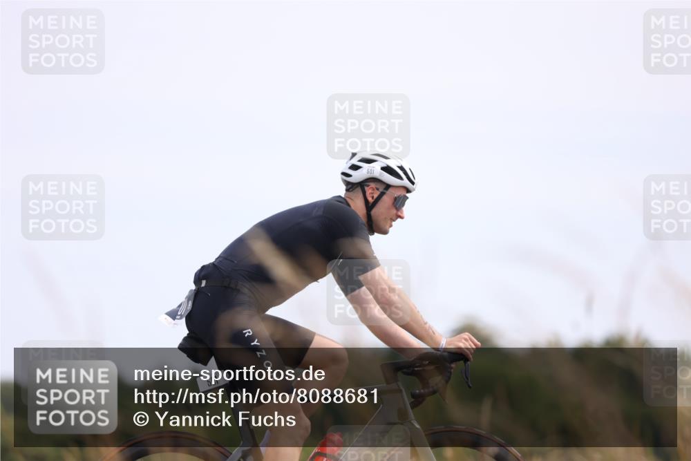 22.06.2025 - Viking Triathlon Yannick Fuchs http://msf.ph/oto/8088681 22.06.2025 13:16:46 Radfahren 221, 273, 501 meine-sportfotos.de