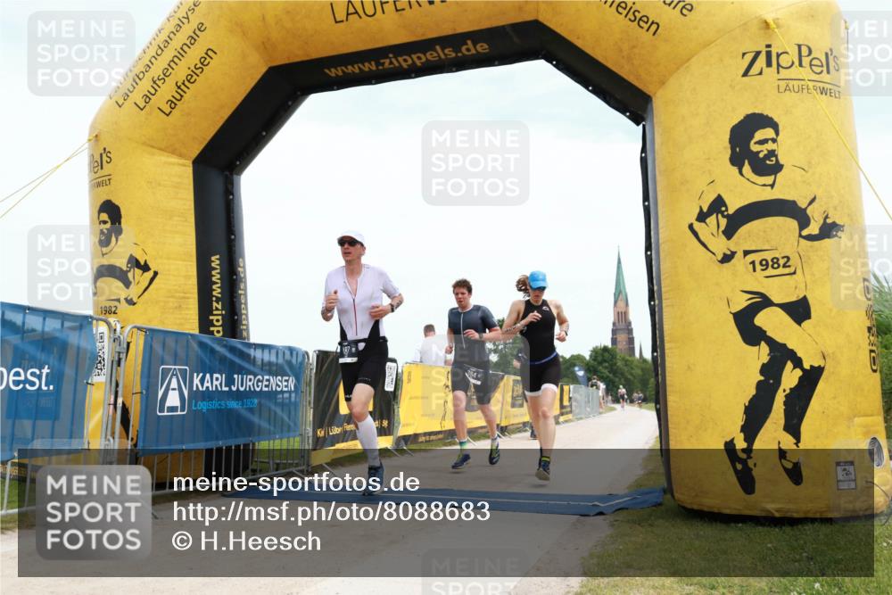 22.06.2025 - Viking Triathlon H.Heesch http://msf.ph/oto/8088683 22.06.2025 13:23:06 Laufen 200, 297, 384, 487 meine-sportfotos.de