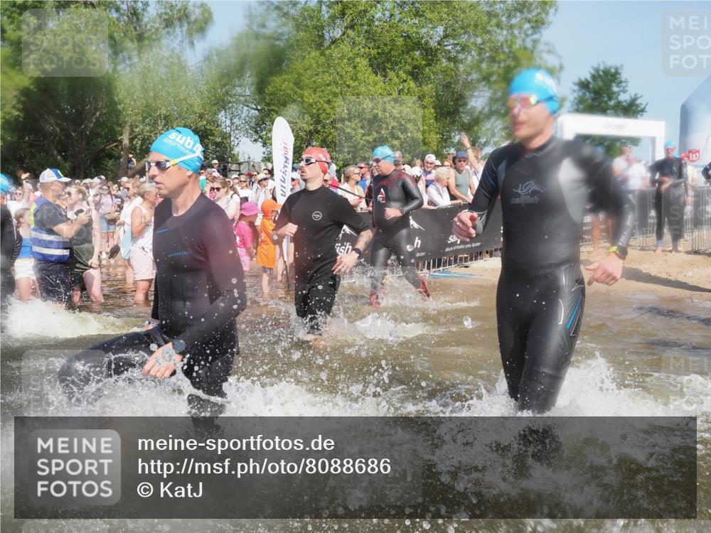 22.06.2025 - Viking Triathlon KatJ http://msf.ph/oto/8088686 22.06.2025 10:08:45 Schwimmen 136, 160, 234, 241, 303, 305, 356, 359, 459, 470, 471, 483, 634, 640, 656 meine-sportfotos.de