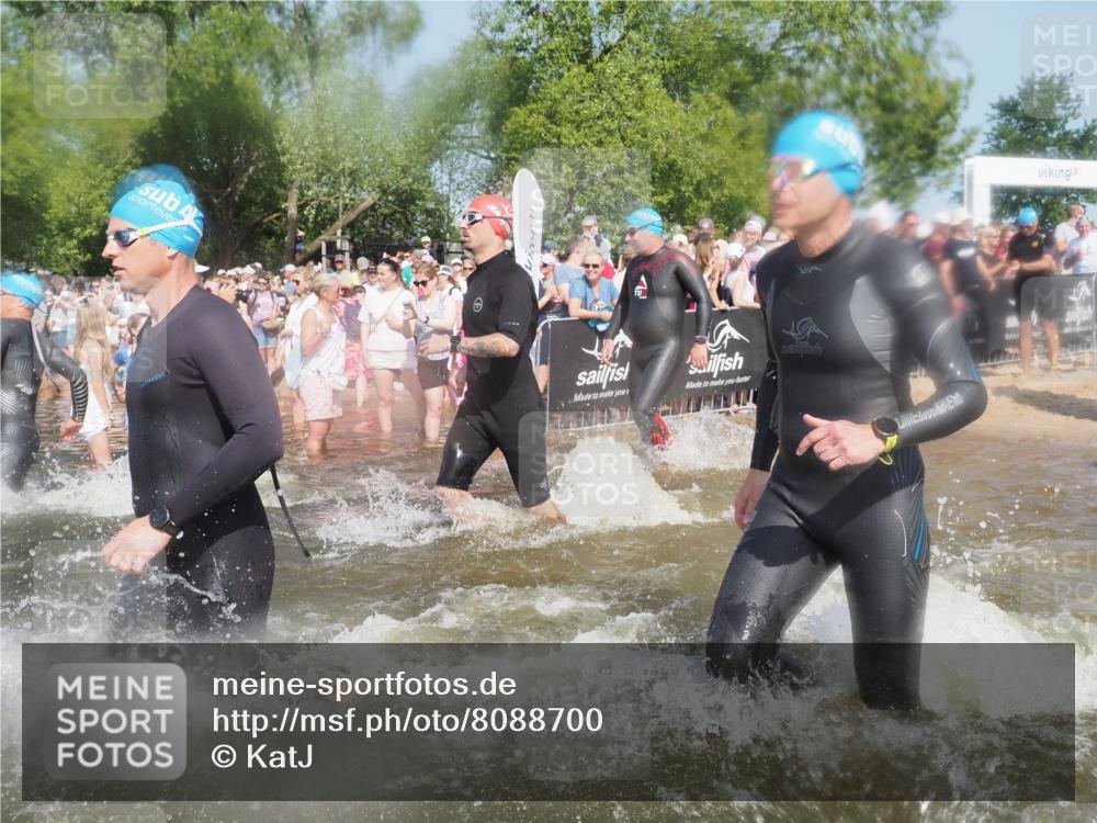 22.06.2025 - Viking Triathlon KatJ http://msf.ph/oto/8088700 22.06.2025 10:08:45 Schwimmen 136, 160, 234, 241, 303, 305, 356, 359, 459, 470, 471, 483, 634, 640, 656 meine-sportfotos.de