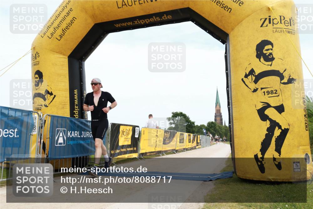22.06.2025 - Viking Triathlon H.Heesch http://msf.ph/oto/8088717 22.06.2025 13:23:09 Laufen 200, 297, 384, 487 meine-sportfotos.de