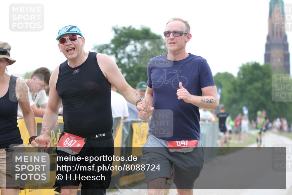 22.06.2025 - Viking Triathlon H.Heesch http://msf.ph/oto/8088724 22.06.2025 15:56:10 Laufen 199, 333, 647 meine-sportfotos.de