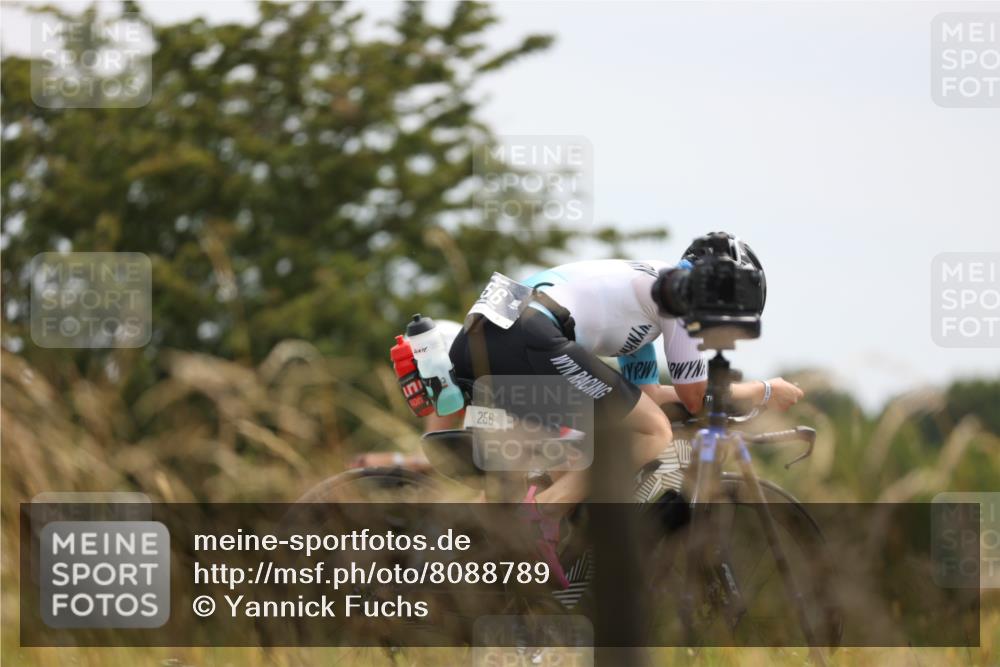 22.06.2025 - Viking Triathlon Yannick Fuchs http://msf.ph/oto/8088789 22.06.2025 13:17:12 Radfahren 256, 484 meine-sportfotos.de