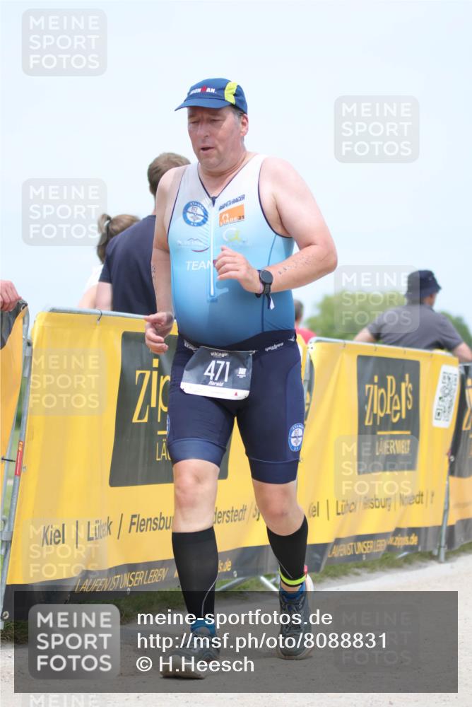22.06.2025 - Viking Triathlon H.Heesch http://msf.ph/oto/8088831 22.06.2025 14:58:26 Laufen 233, 346, 471, 472, 477, 508 meine-sportfotos.de