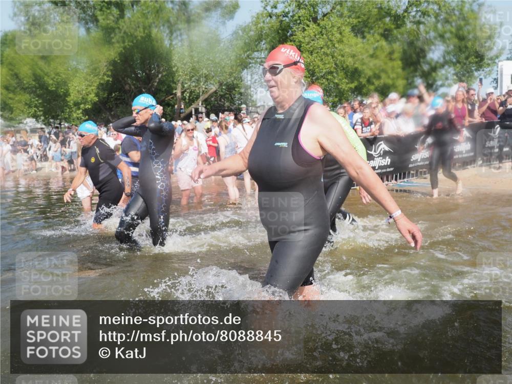 22.06.2025 - Viking Triathlon KatJ http://msf.ph/oto/8088845 22.06.2025 10:08:51 Schwimmen 160, 234, 241, 356, 359, 405, 471, 483, 634, 640, 656 meine-sportfotos.de