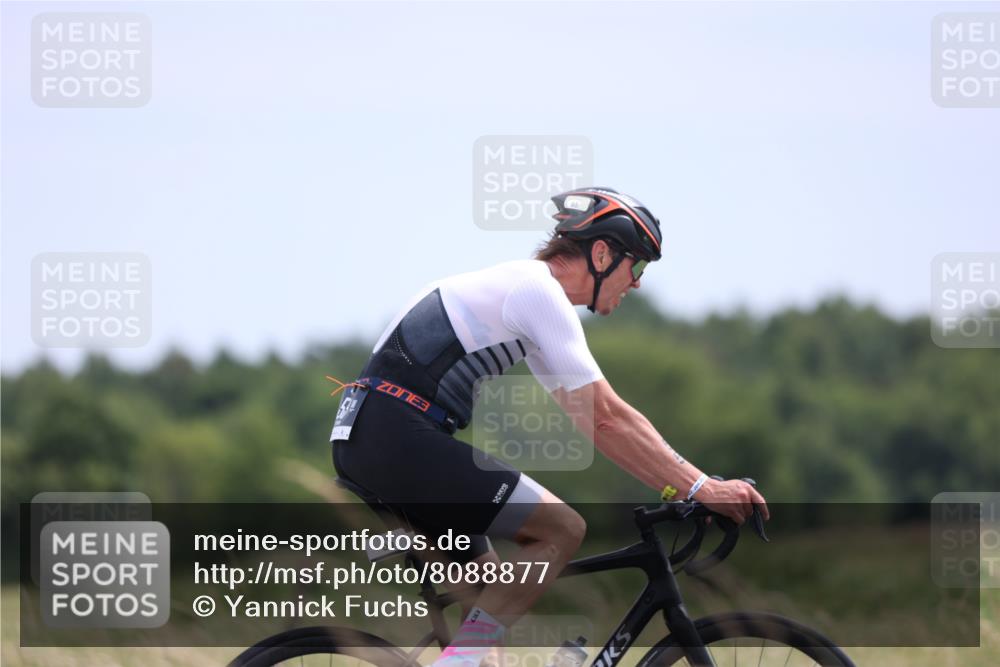 22.06.2025 - Viking Triathlon Yannick Fuchs http://msf.ph/oto/8088877 22.06.2025 13:17:58 Radfahren 55, 236, 467 meine-sportfotos.de