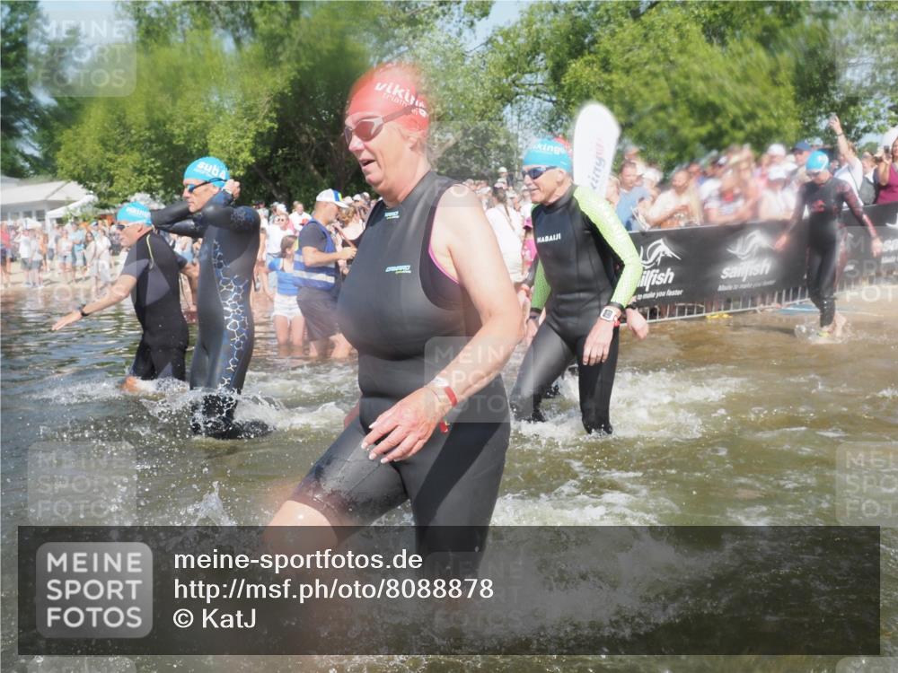 22.06.2025 - Viking Triathlon KatJ http://msf.ph/oto/8088878 22.06.2025 10:08:52 Schwimmen 160, 234, 241, 356, 359, 405, 471, 483, 634, 640, 656 meine-sportfotos.de
