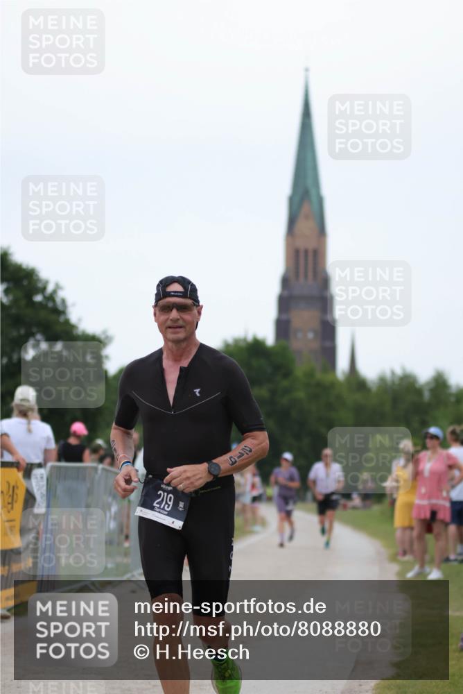 22.06.2025 - Viking Triathlon H.Heesch http://msf.ph/oto/8088880 22.06.2025 15:57:28 Laufen 219 meine-sportfotos.de