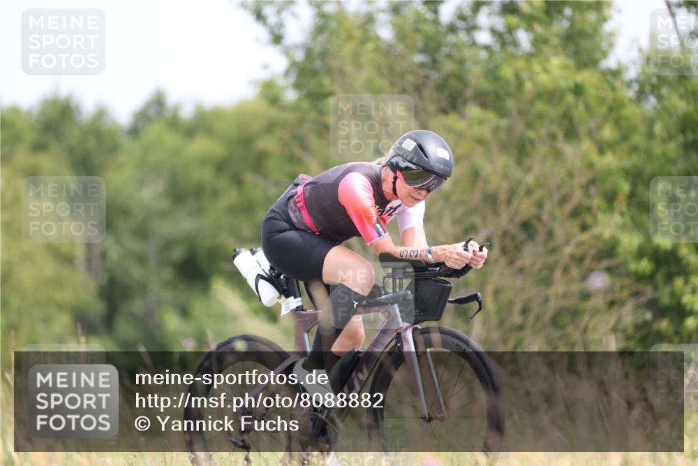 22.06.2025 - Viking Triathlon Yannick Fuchs http://msf.ph/oto/8088882 22.06.2025 13:18:15 Radfahren 533 meine-sportfotos.de