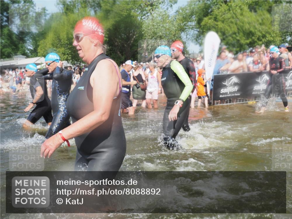 22.06.2025 - Viking Triathlon KatJ http://msf.ph/oto/8088892 22.06.2025 10:08:52 Schwimmen 160, 234, 241, 356, 359, 405, 471, 483, 634, 640, 656 meine-sportfotos.de