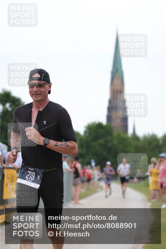 22.06.2025 - Viking Triathlon H.Heesch http://msf.ph/oto/8088901 22.06.2025 15:57:28 Laufen 219 meine-sportfotos.de