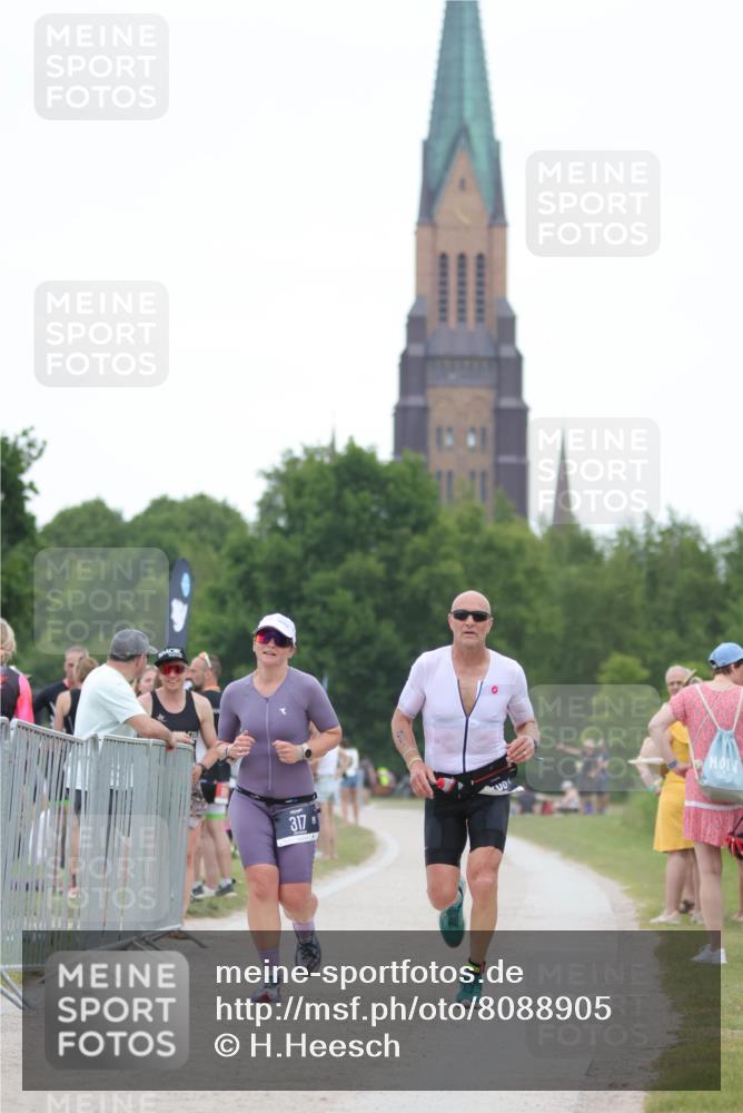 22.06.2025 - Viking Triathlon H.Heesch http://msf.ph/oto/8088905 22.06.2025 15:57:34 Laufen 205, 317 meine-sportfotos.de