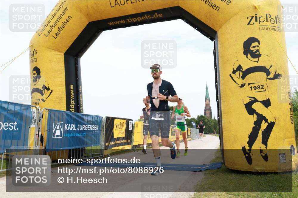 22.06.2025 - Viking Triathlon H.Heesch http://msf.ph/oto/8088926 22.06.2025 13:25:00 Laufen 61, 162, 314, 358 meine-sportfotos.de