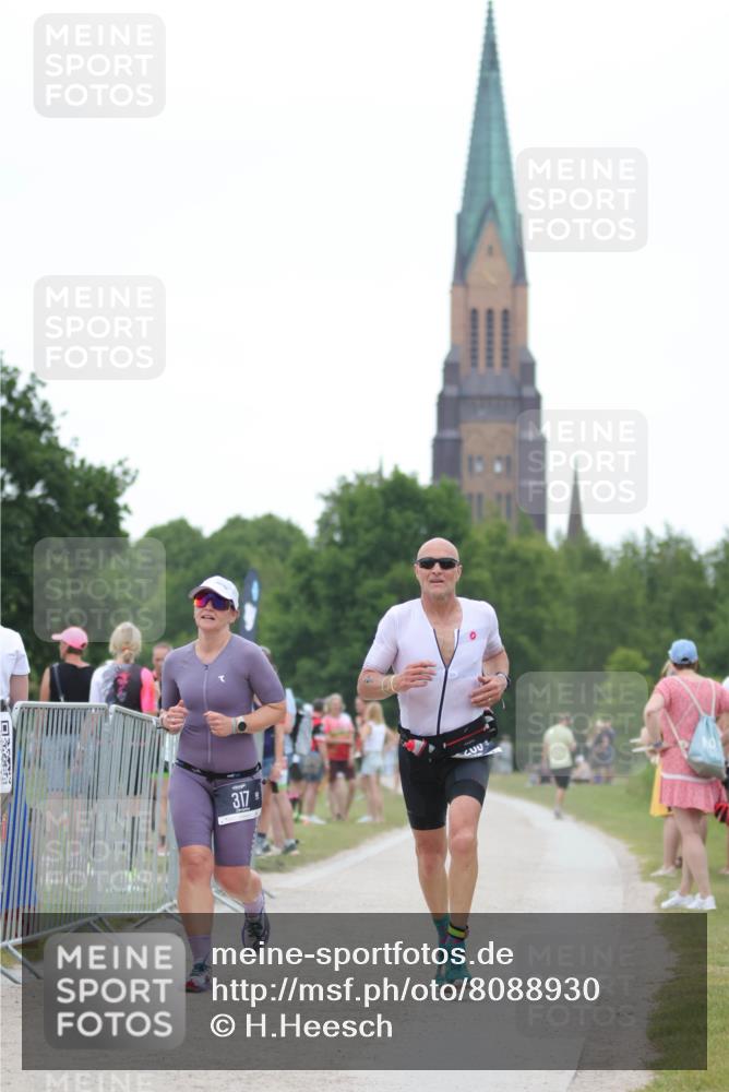 22.06.2025 - Viking Triathlon H.Heesch http://msf.ph/oto/8088930 22.06.2025 15:57:35 Laufen 205, 317 meine-sportfotos.de