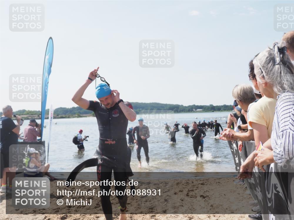 22.06.2025 - Viking Triathlon MichiJ http://msf.ph/oto/8088931 22.06.2025 10:37:10 Schwimmen 172, 233, 355, 370, 383, 388, 454, 500, 513, 649 meine-sportfotos.de