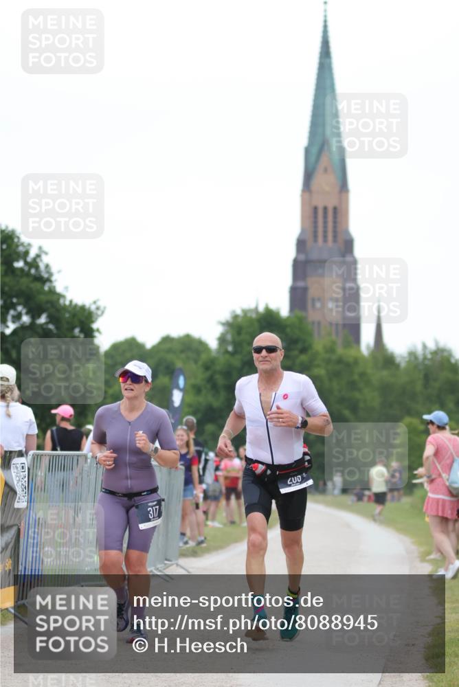 22.06.2025 - Viking Triathlon H.Heesch http://msf.ph/oto/8088945 22.06.2025 15:57:35 Laufen 205, 317 meine-sportfotos.de