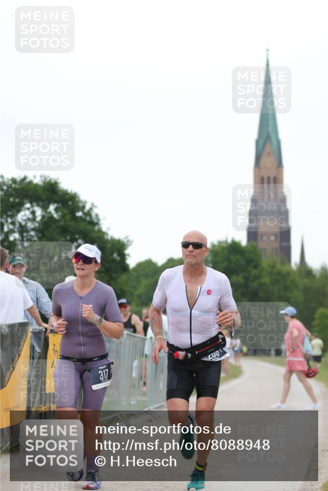 22.06.2025 - Viking Triathlon H.Heesch http://msf.ph/oto/8088948 22.06.2025 15:57:37 Laufen 205, 317 meine-sportfotos.de