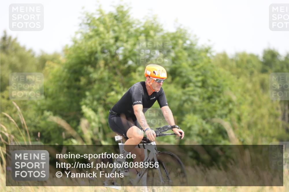 22.06.2025 - Viking Triathlon Yannick Fuchs http://msf.ph/oto/8088956 22.06.2025 13:18:38 Radfahren 69, 452 meine-sportfotos.de