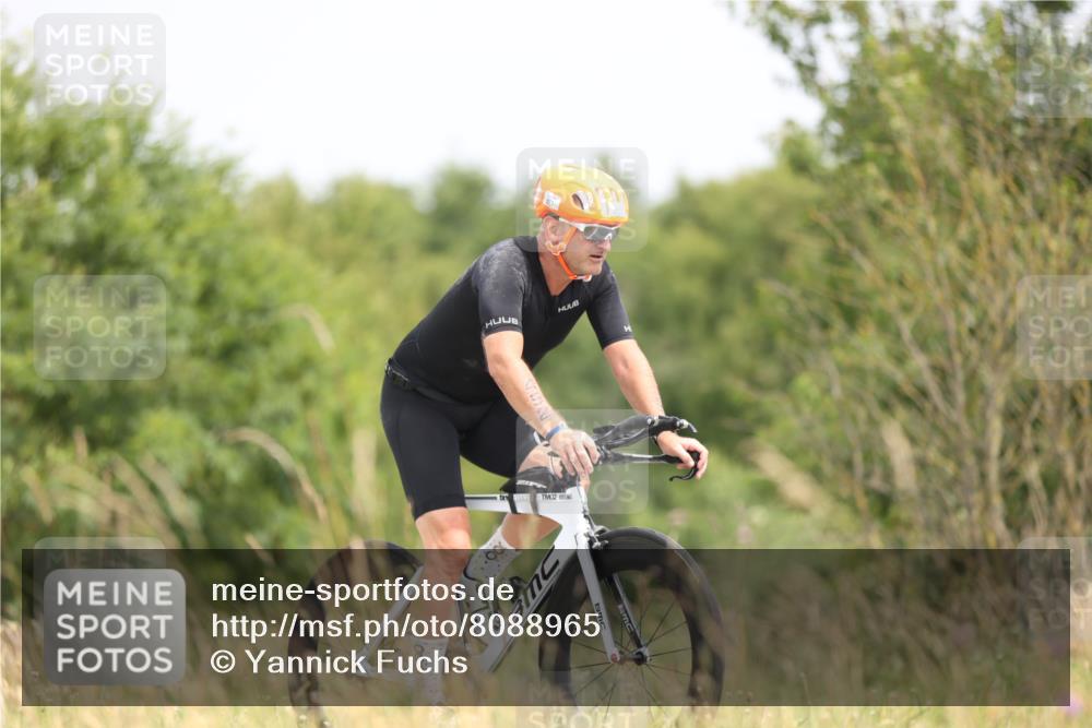 22.06.2025 - Viking Triathlon Yannick Fuchs http://msf.ph/oto/8088965 22.06.2025 13:18:38 Radfahren 69, 452 meine-sportfotos.de