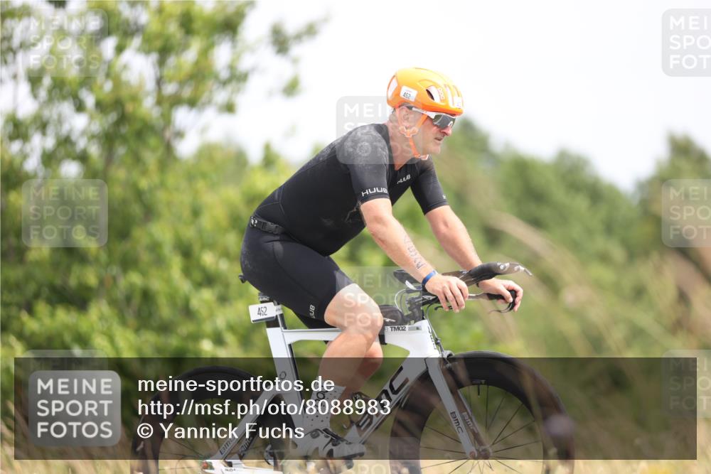 22.06.2025 - Viking Triathlon Yannick Fuchs http://msf.ph/oto/8088983 22.06.2025 13:18:39 Radfahren 69, 452 meine-sportfotos.de