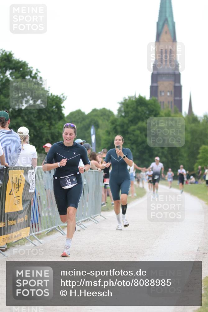 22.06.2025 - Viking Triathlon H.Heesch http://msf.ph/oto/8088985 22.06.2025 15:58:13 Laufen 24 meine-sportfotos.de