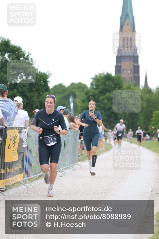 22.06.2025 - Viking Triathlon H.Heesch http://msf.ph/oto/8088989 22.06.2025 15:58:14 Laufen 24 meine-sportfotos.de