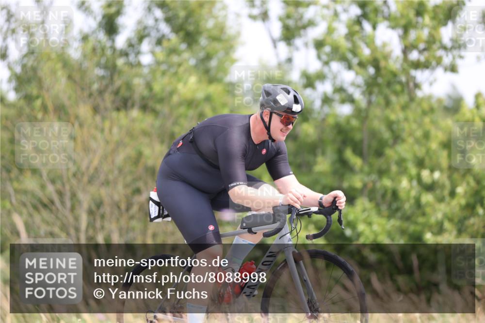 22.06.2025 - Viking Triathlon Yannick Fuchs http://msf.ph/oto/8088998 22.06.2025 13:18:41 Radfahren 69, 452 meine-sportfotos.de