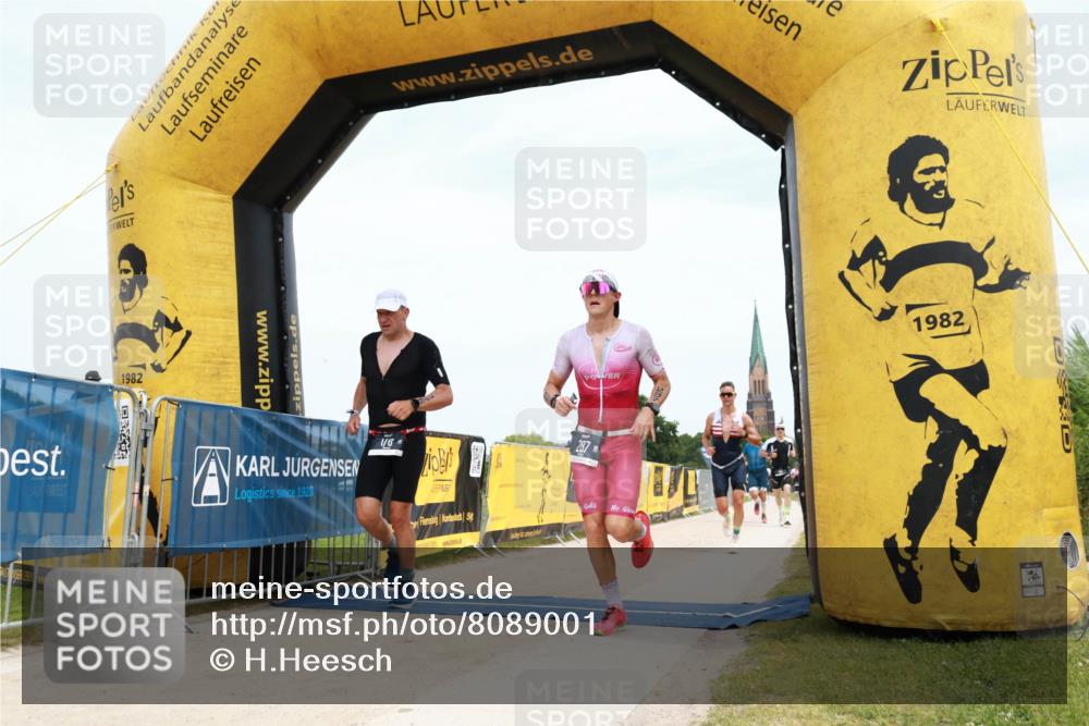 22.06.2025 - Viking Triathlon H.Heesch http://msf.ph/oto/8089001 22.06.2025 13:25:58 Laufen 176, 287, 340 meine-sportfotos.de
