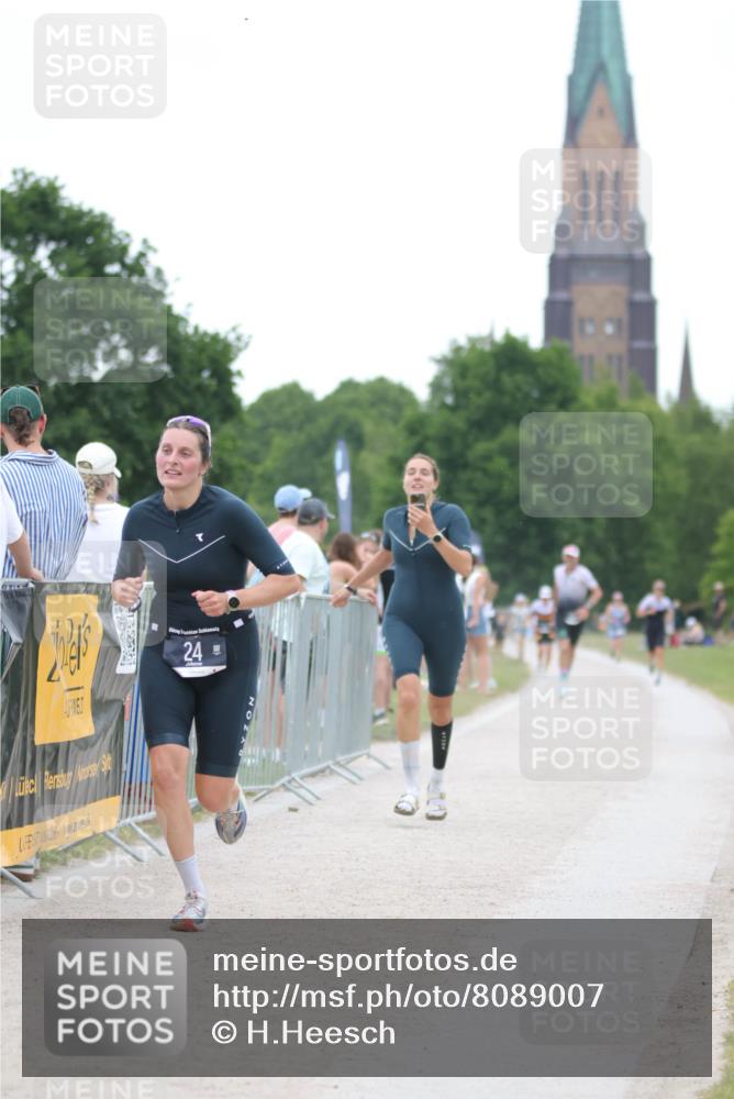 22.06.2025 - Viking Triathlon H.Heesch http://msf.ph/oto/8089007 22.06.2025 15:58:14 Laufen 24 meine-sportfotos.de