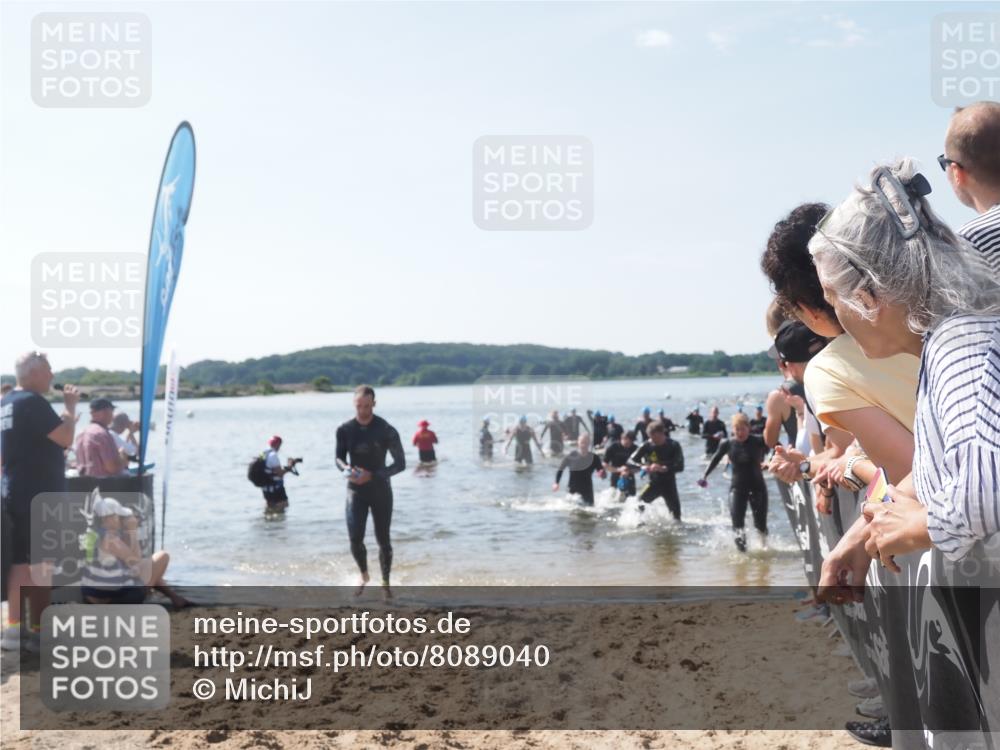 22.06.2025 - Viking Triathlon MichiJ http://msf.ph/oto/8089040 22.06.2025 10:37:19 Schwimmen 34, 131, 172, 180, 233, 253, 312, 316, 344, 370, 383, 454, 513, 649 meine-sportfotos.de