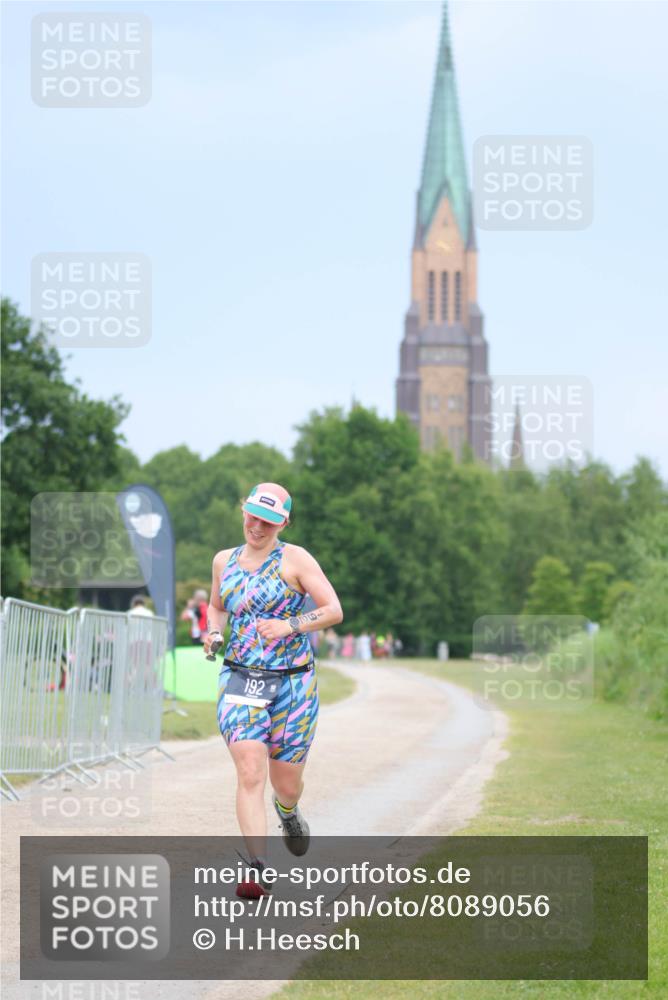 22.06.2025 - Viking Triathlon H.Heesch http://msf.ph/oto/8089056 22.06.2025 16:51:39 Laufen 192, 498 meine-sportfotos.de