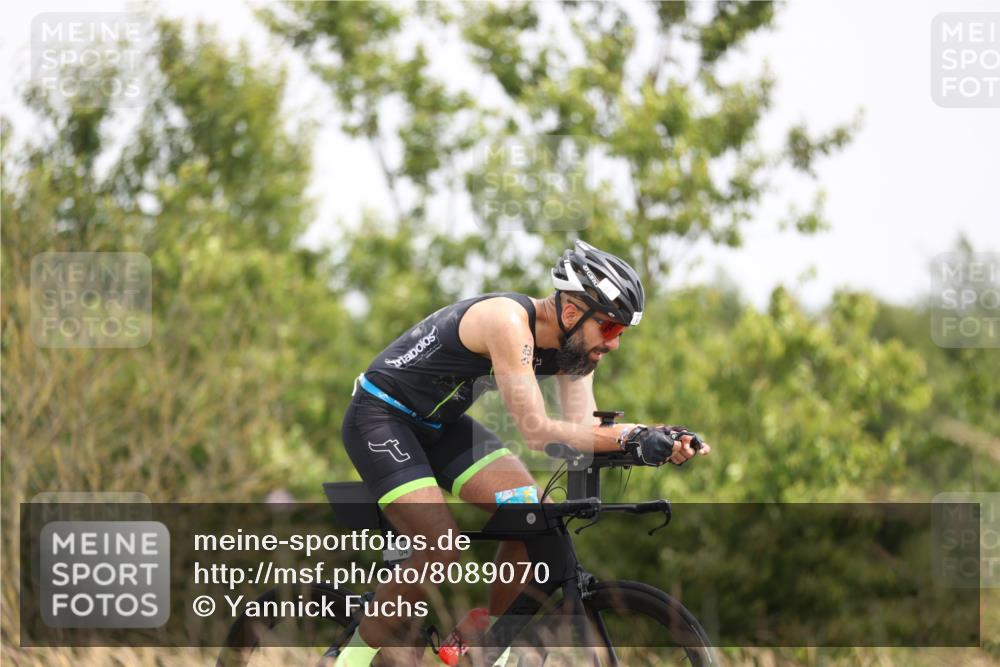 22.06.2025 - Viking Triathlon Yannick Fuchs http://msf.ph/oto/8089070 22.06.2025 13:18:54 Radfahren 84 meine-sportfotos.de