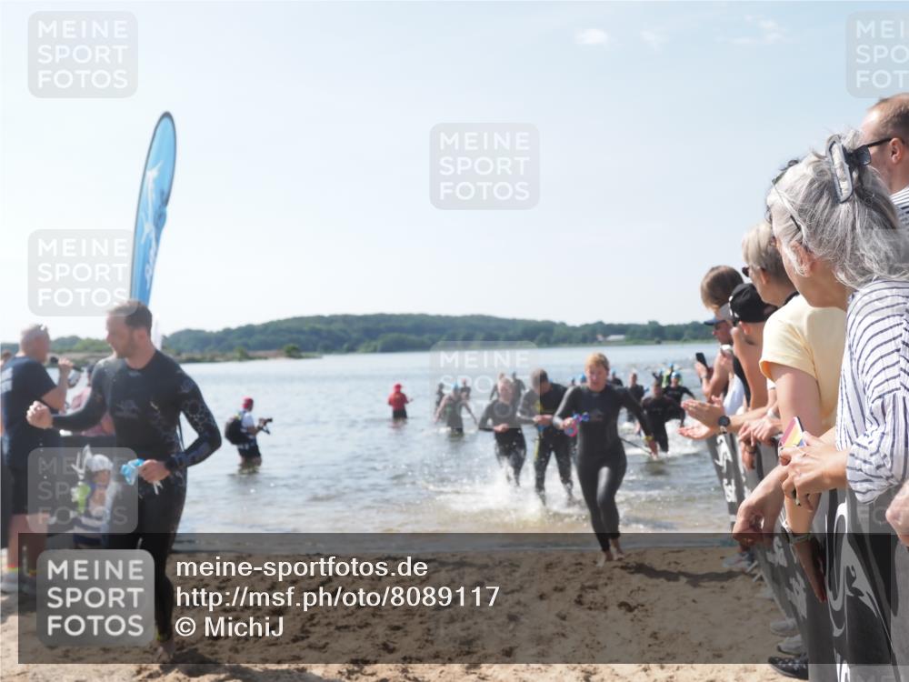 22.06.2025 - Viking Triathlon MichiJ http://msf.ph/oto/8089117 22.06.2025 10:37:21 Schwimmen 34, 131, 172, 180, 233, 253, 312, 316, 344, 370, 383, 454, 456, 513, 649 meine-sportfotos.de