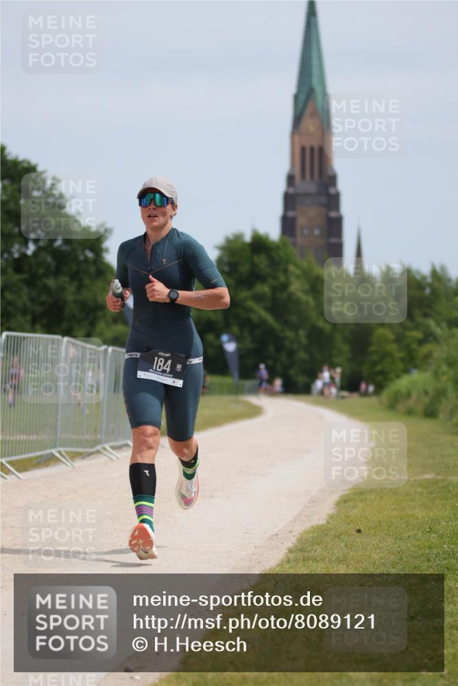 22.06.2025 - Viking Triathlon H.Heesch http://msf.ph/oto/8089121 22.06.2025 12:57:51 Laufen 184, 416 meine-sportfotos.de