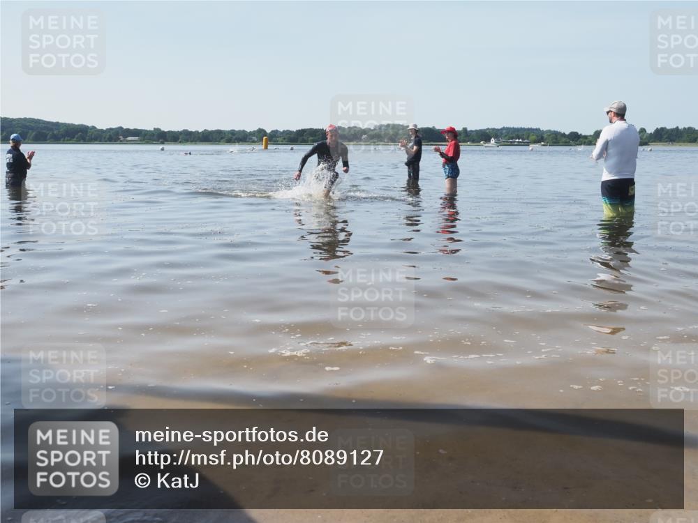 22.06.2025 - Viking Triathlon KatJ http://msf.ph/oto/8089127 22.06.2025 10:24:11 Schwimmen 609 meine-sportfotos.de