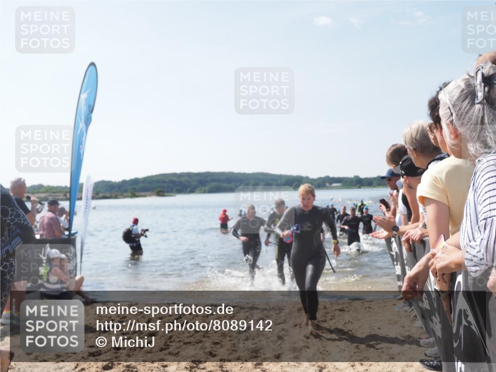 22.06.2025 - Viking Triathlon MichiJ http://msf.ph/oto/8089142 22.06.2025 10:37:22 Schwimmen 21, 34, 131, 172, 180, 233, 253, 312, 316, 344, 370, 383, 454, 456, 513, 649 meine-sportfotos.de