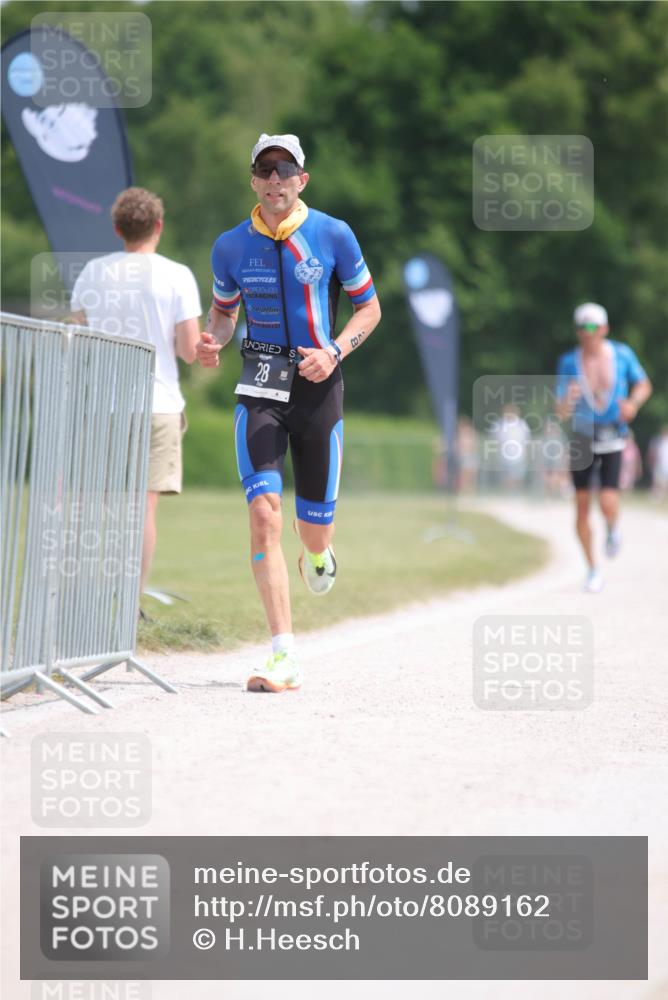 22.06.2025 - Viking Triathlon H.Heesch http://msf.ph/oto/8089162 22.06.2025 12:58:15 Laufen 28 meine-sportfotos.de