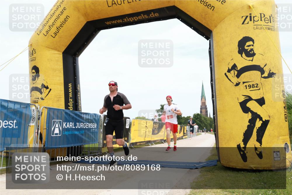 22.06.2025 - Viking Triathlon H.Heesch http://msf.ph/oto/8089168 22.06.2025 13:27:28 Laufen 153, 275, 376, 657 meine-sportfotos.de