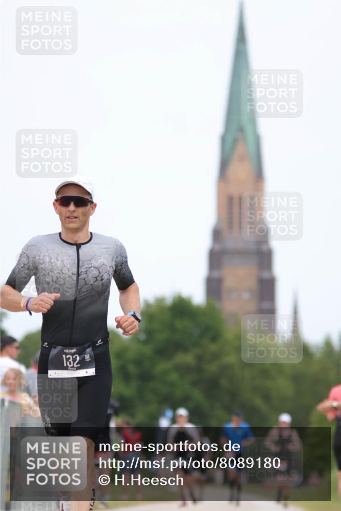 22.06.2025 - Viking Triathlon H.Heesch http://msf.ph/oto/8089180 22.06.2025 15:01:02 Laufen 132, 461 meine-sportfotos.de