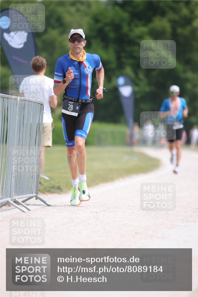 22.06.2025 - Viking Triathlon H.Heesch http://msf.ph/oto/8089184 22.06.2025 12:58:15 Laufen 28 meine-sportfotos.de